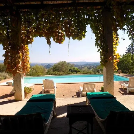 Scappo In Umbria, Il Fienile فيلة